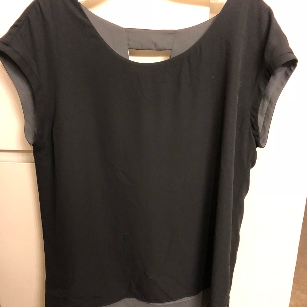 Reversible! Black and Grey Express top